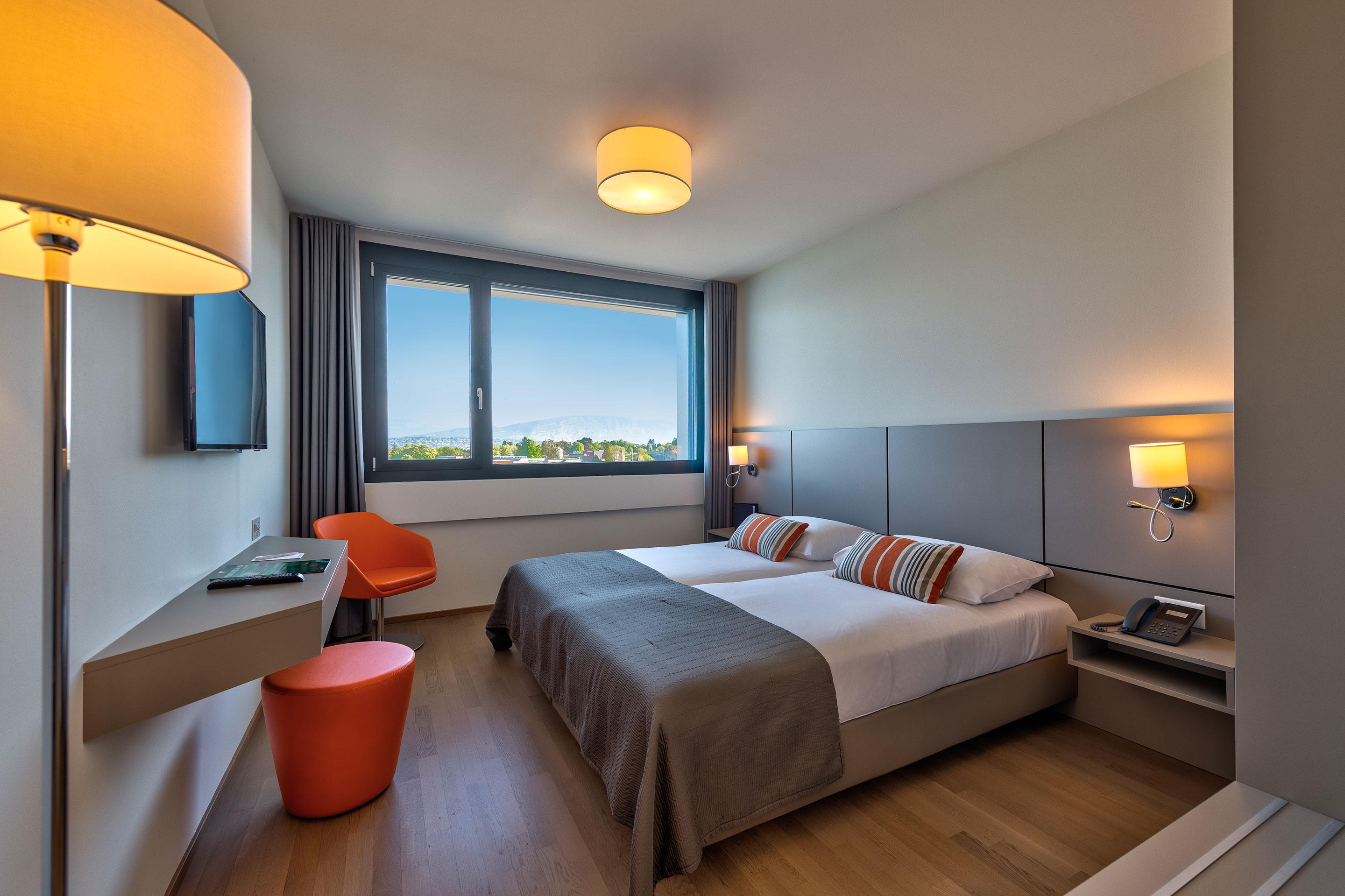 Hotel Geneva 4*
